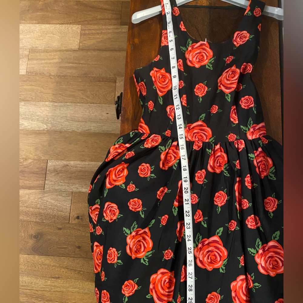 Formal cocktail Roses Dress - Picture 4 of 6